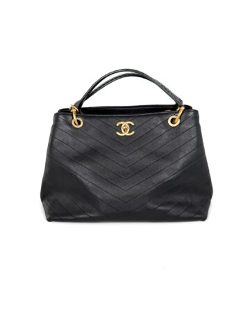 CHANEL Large Chevron Stitched Chic Shopping Black Calfskin Leather Snakeskin Tote Bag